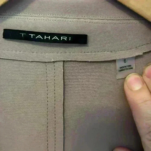 Raw  edge blazer - Picture 2 of 3